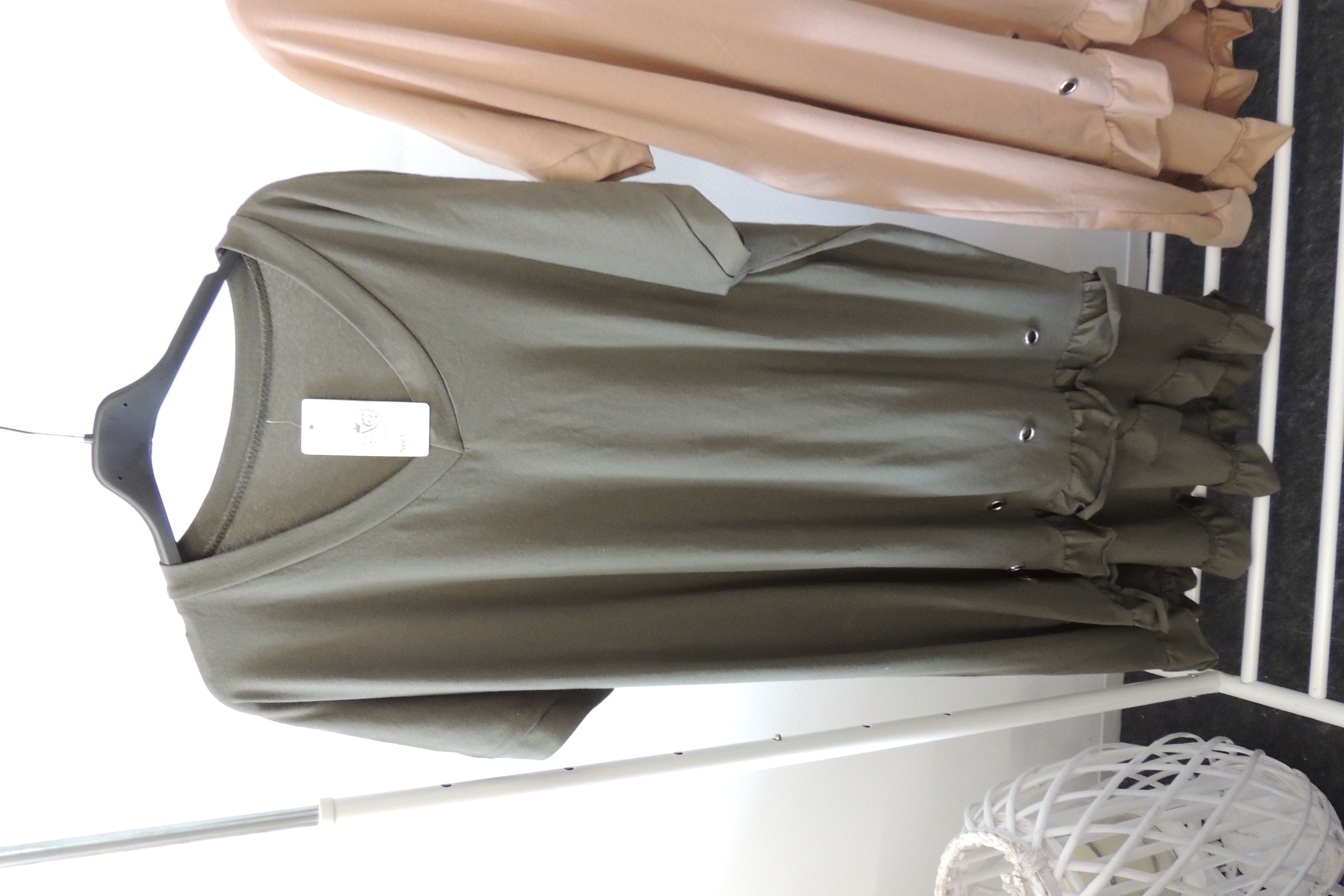 Kleid Sommerkleid Hängerchen Shirt Tunika Öse Asymetr Made Italy 46,48,50