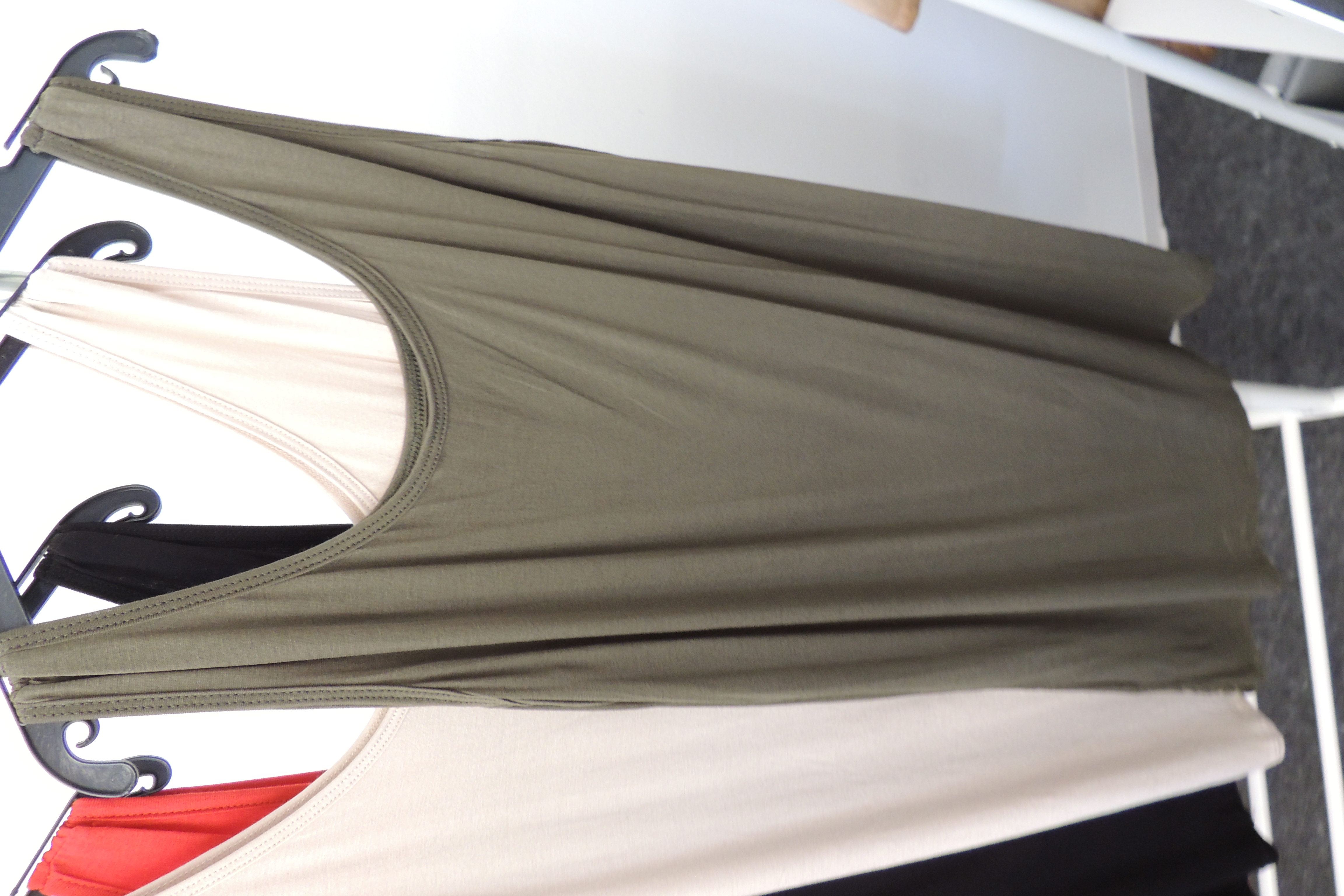 Top Untertop Shirt Hängerchen dehnbar weich Made Italy Gr. 42,44,46, kl.48