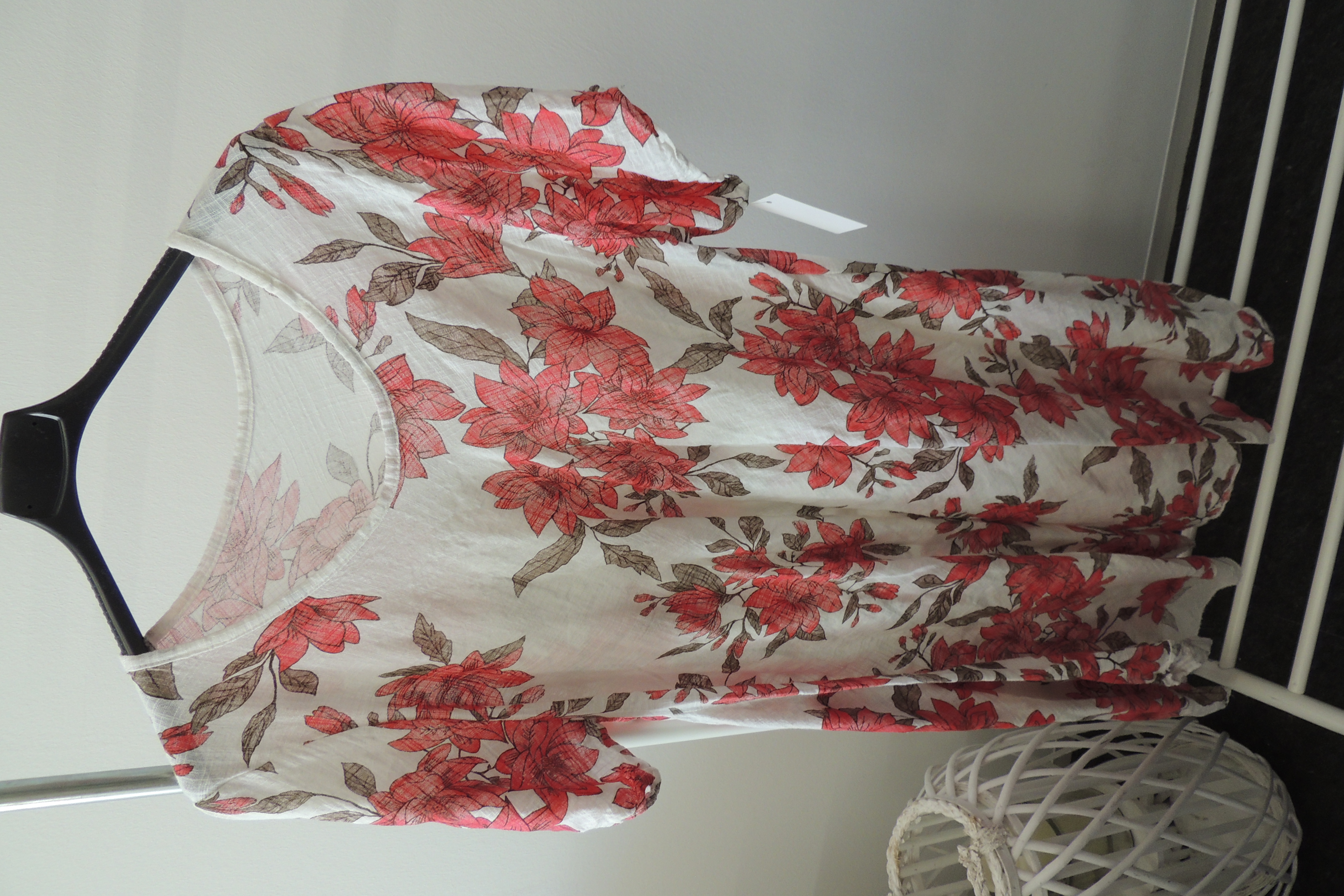 Kleid Sommerkleid Hängerchen Shirt Tunika Leinen Blume Made in Italy 46,48,kl50