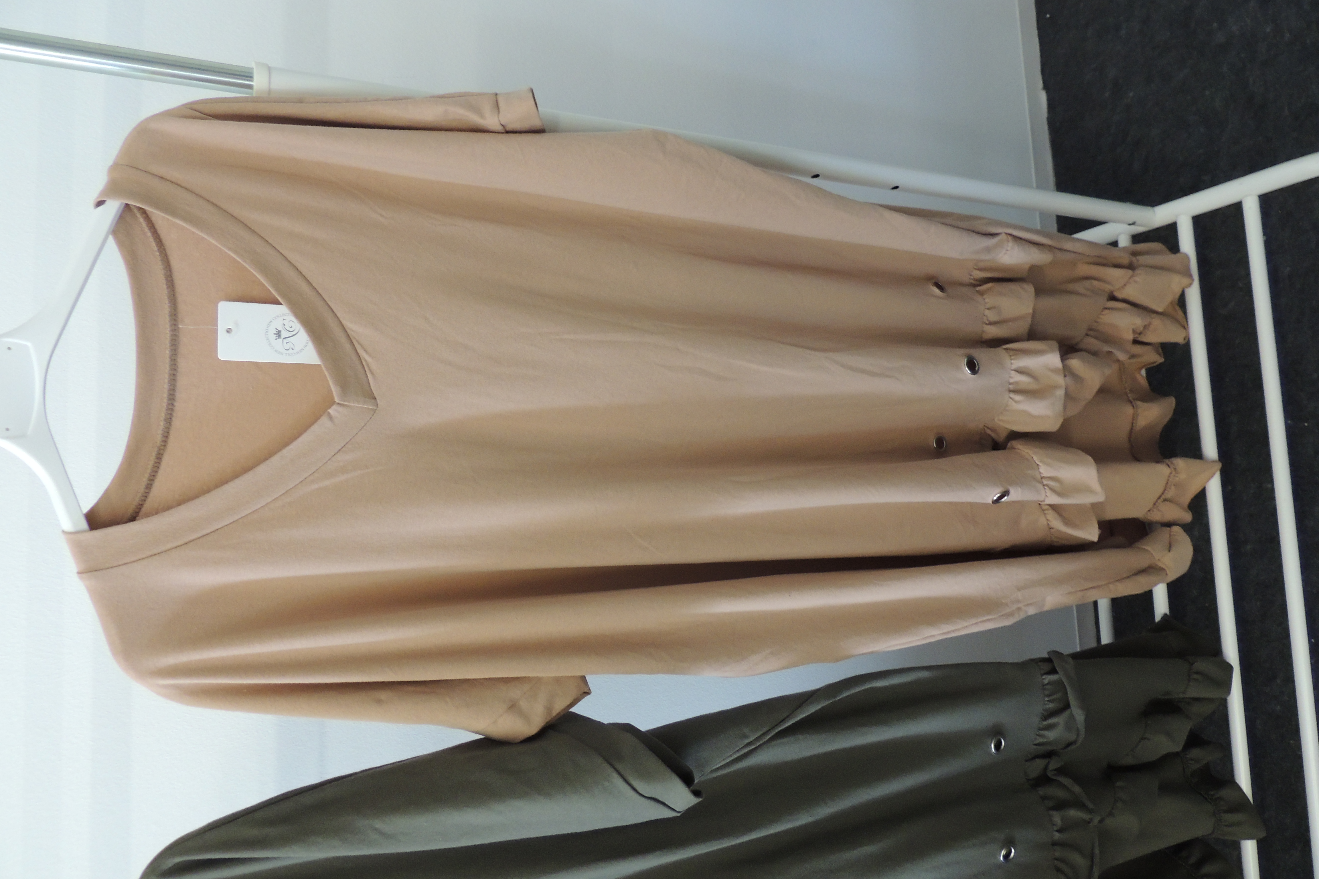 Kleid Sommerkleid Hängerchen Shirt Tunika Öse Asymetr Made Italy 46,48,50
