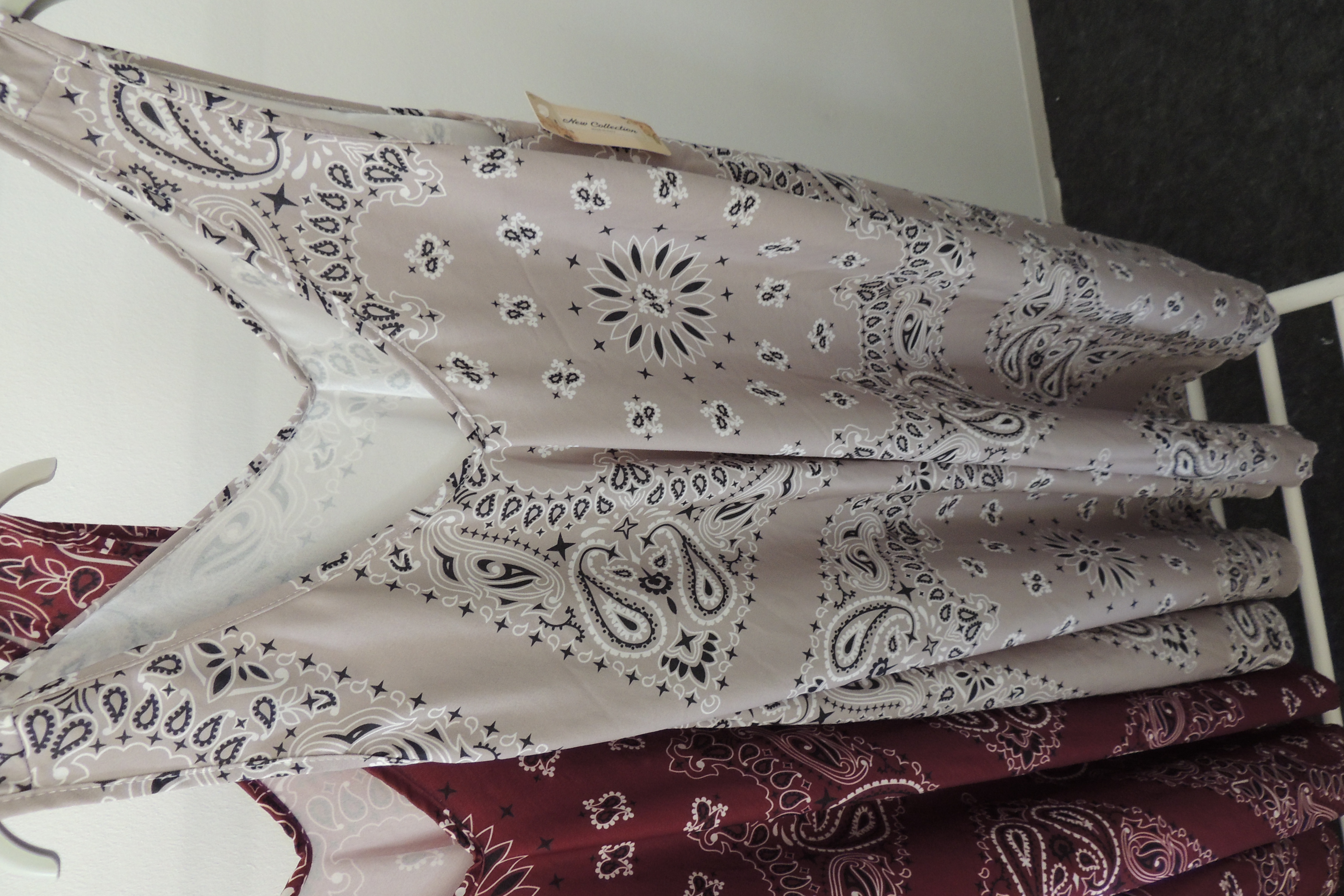 Kleid Sommerkleid Hängerchen Shirt Tunika Bandana Made in Italy 44,46,48