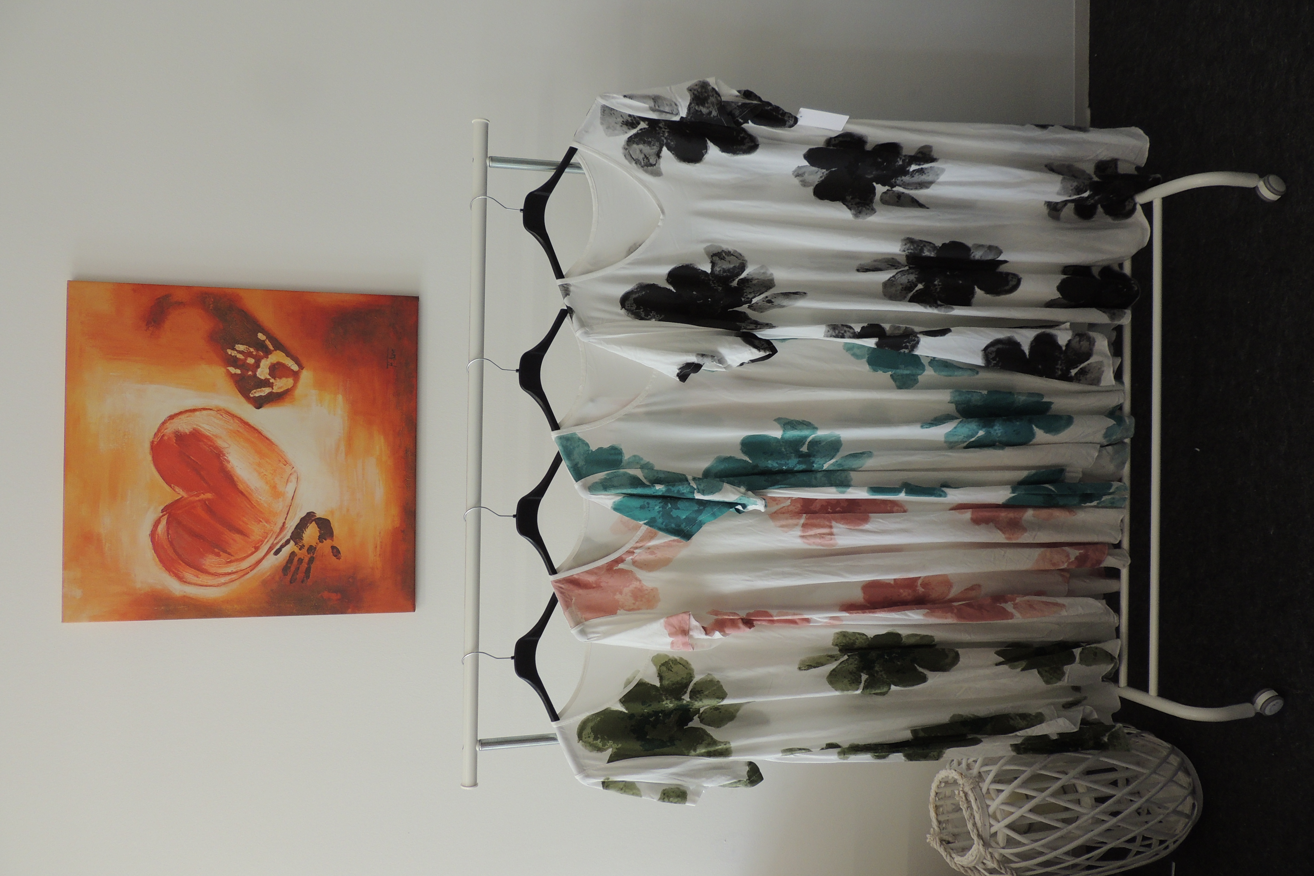 Kleid Sommerkleid Hängerchen Shirt Batik Blume Made in Italy46,48,kl50