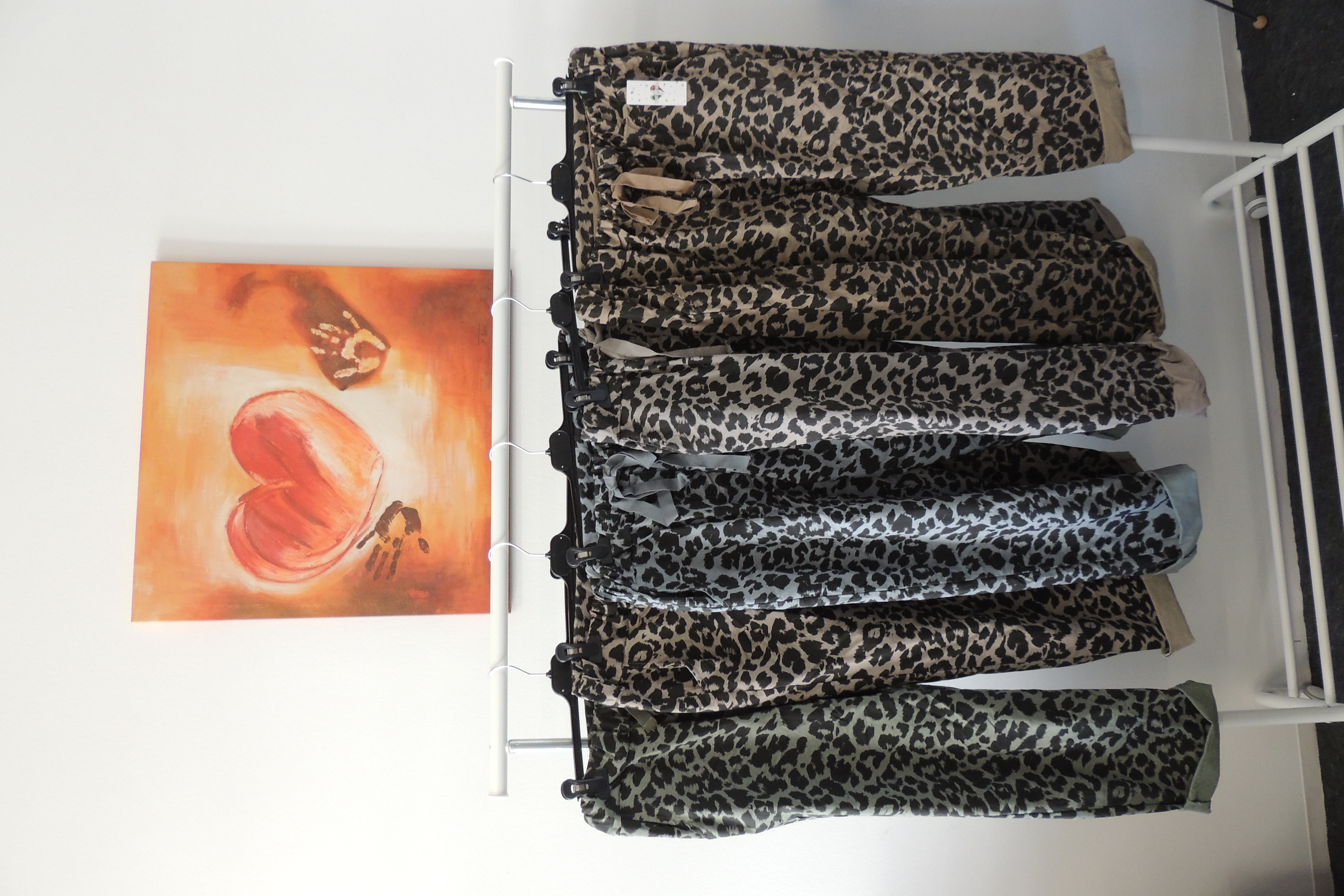 Hose Jogpant Print Leo Muster Stretch Made Italy Gr 46,48,50,52