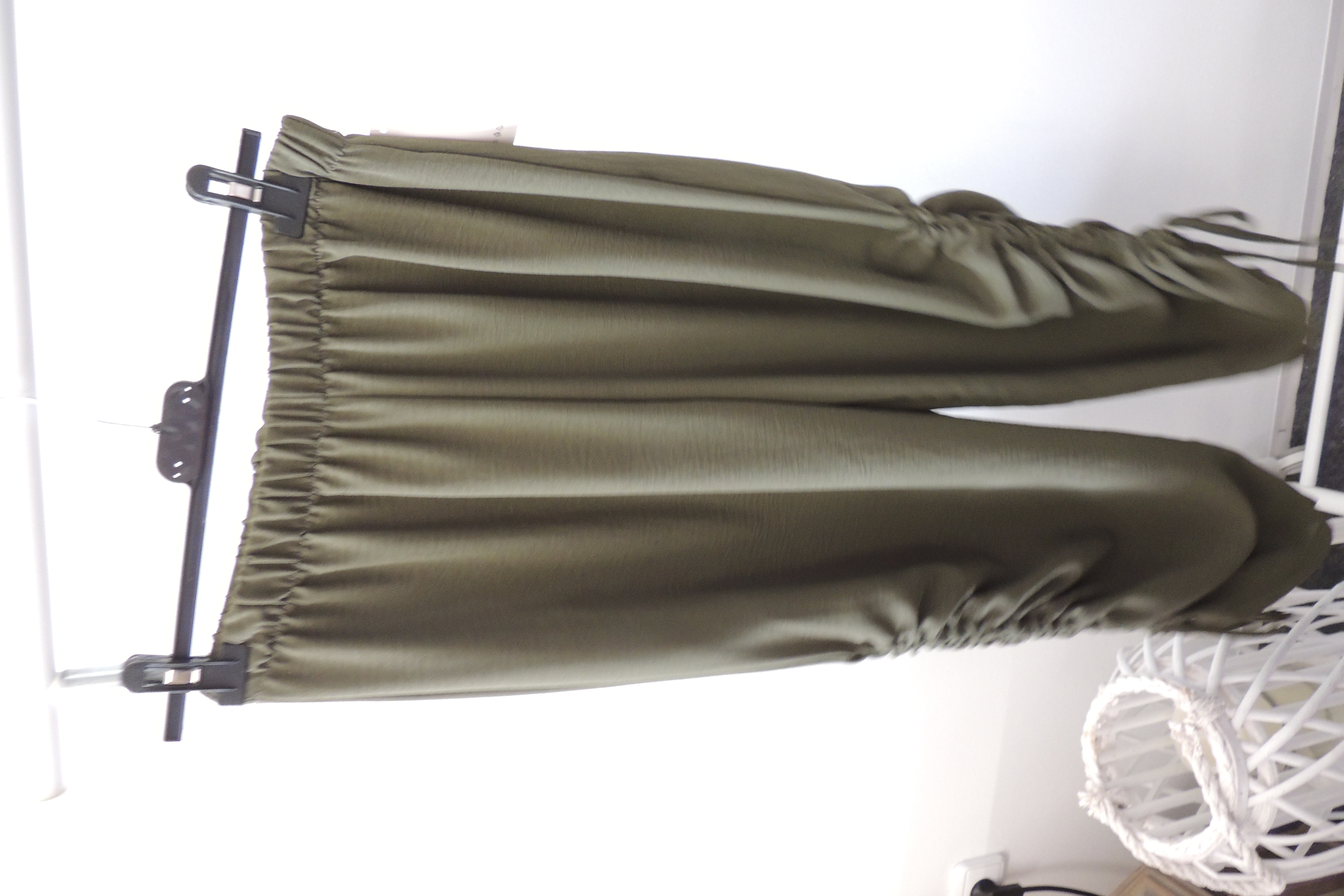 Hose Jogpant Raffung Capri 3/4 Made in Italy Gr. 36,38,40,42
